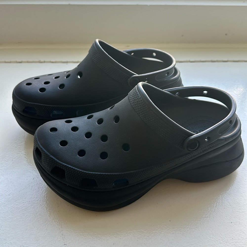 Like new!!! Worn once!!! Crocs Crush Clog in black